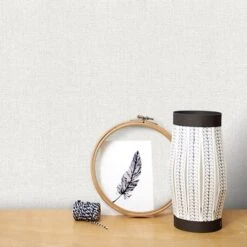 Boutique Vliesbehang Chenille Wit-zilver 106750 -Thuisbehangwinkel 123 1696